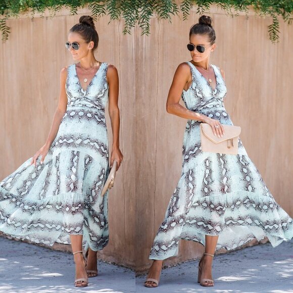 Vici Dresses & Skirts - Vici The Move Like Mamba Snake Print Boho Maxi Dress Women's Size Small